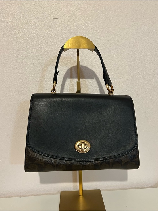 Coach Handbags - Coach bag crossbody/ handbag